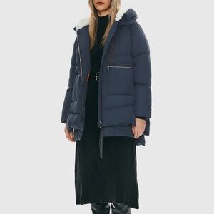 Stylish Navy Puffer Jacket